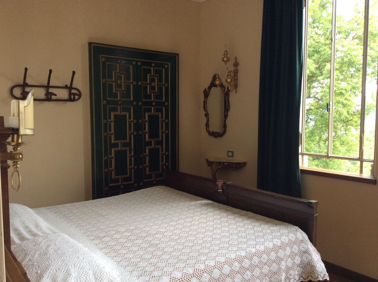 Hotel Villa Della Quercia Verbania Eksteriør billede