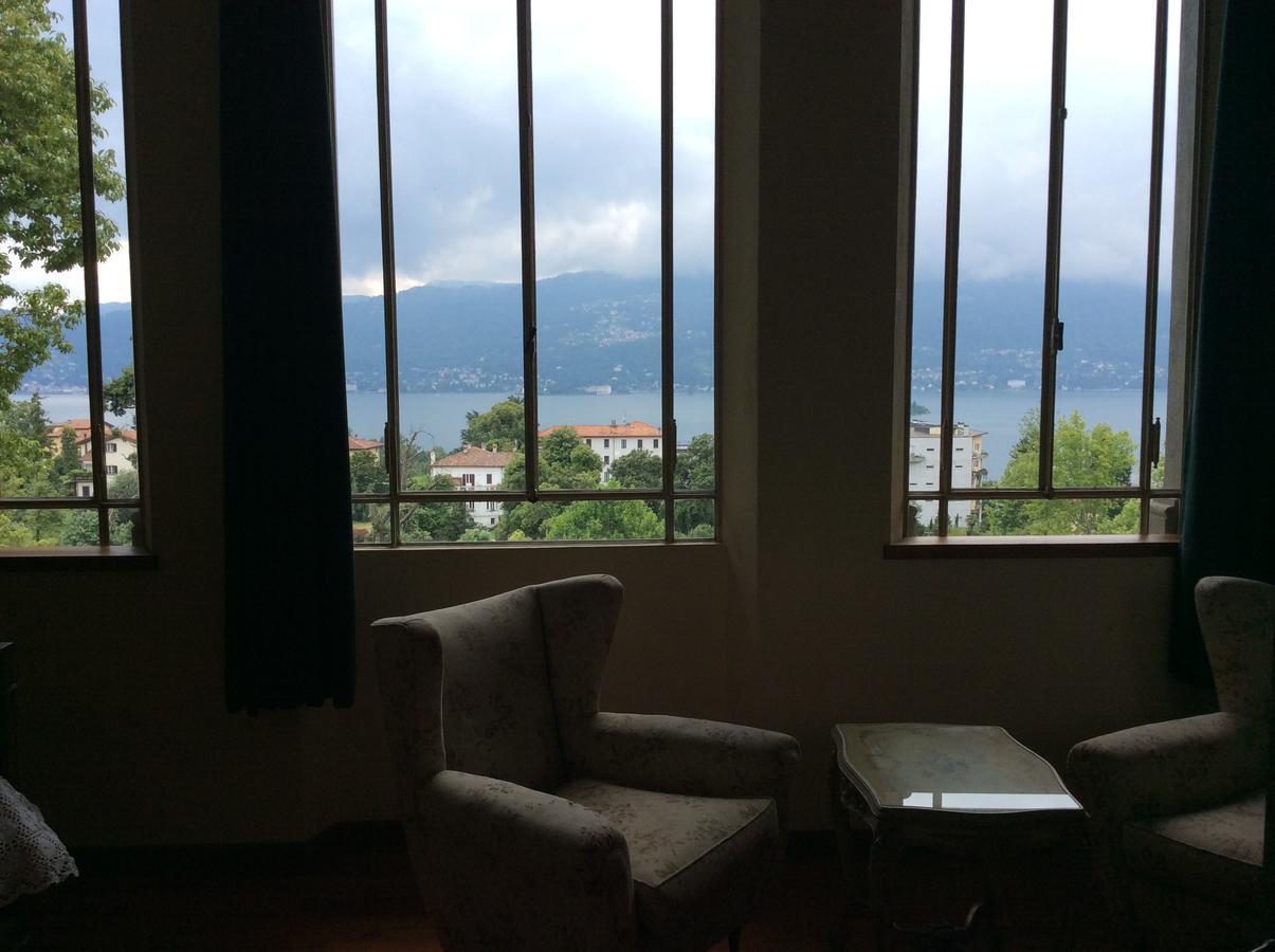 Hotel Villa Della Quercia Verbania Eksteriør billede